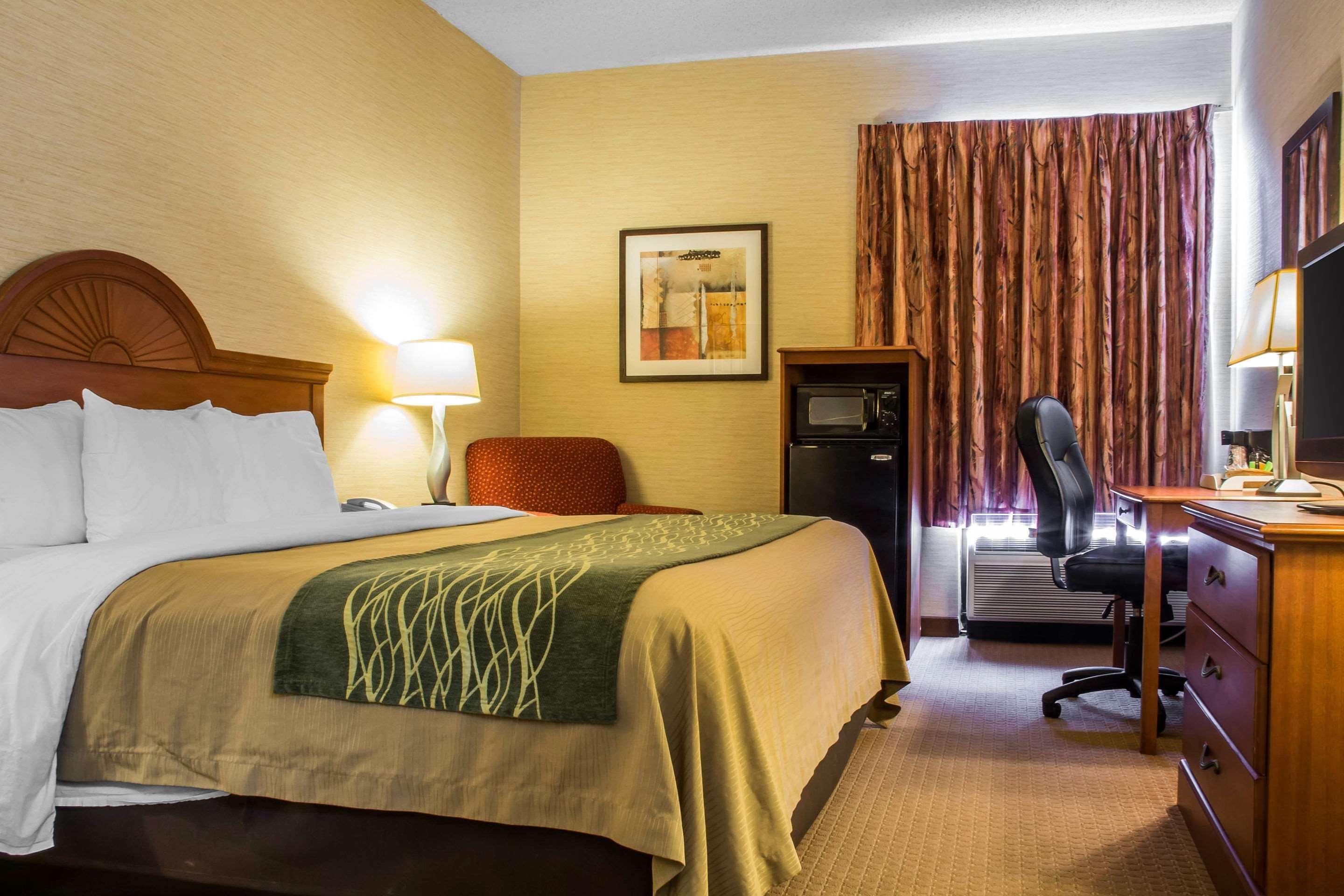 Quality Inn & Suites Mansfield Extérieur photo