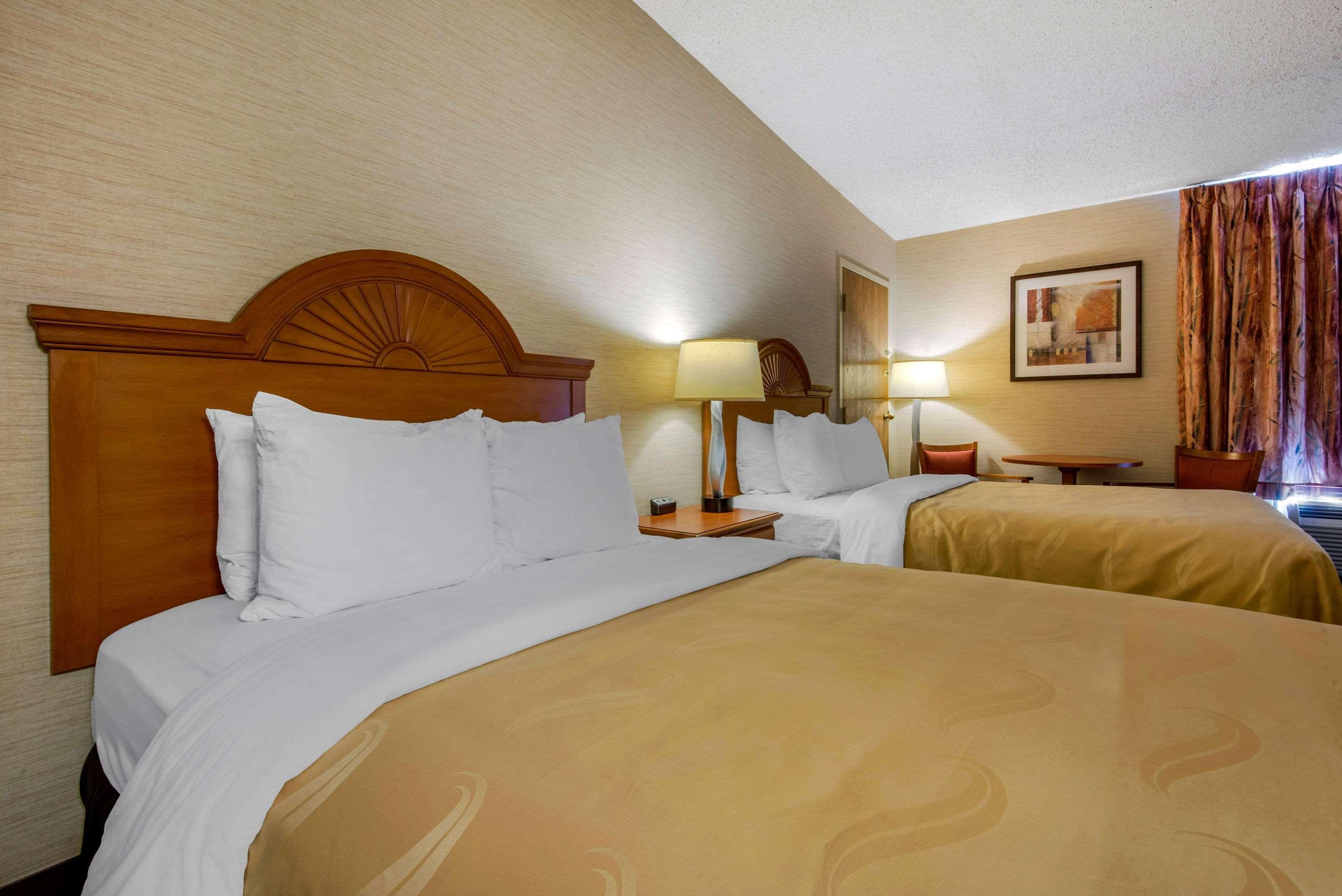 Quality Inn & Suites Mansfield Extérieur photo