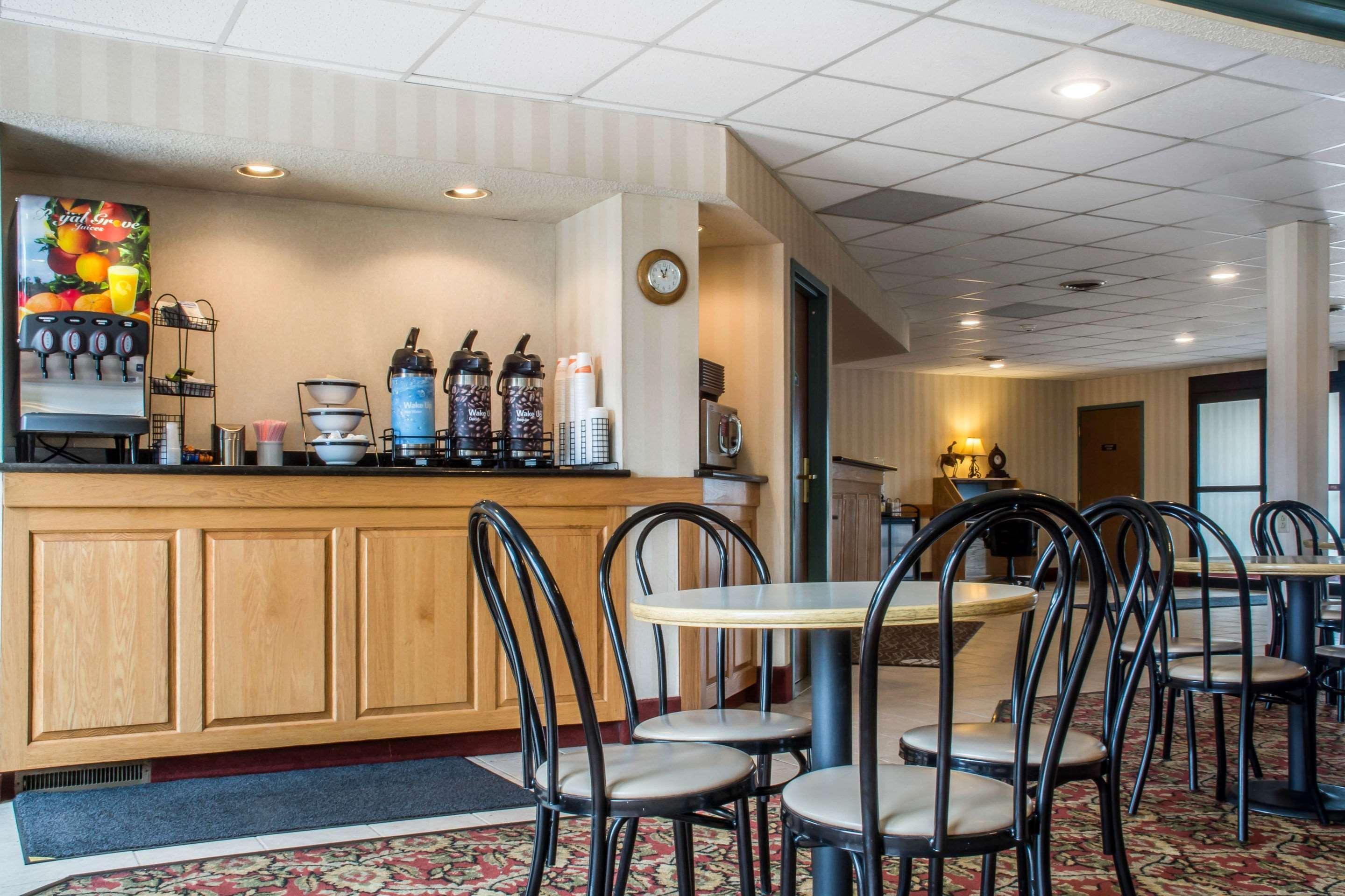 Quality Inn & Suites Mansfield Extérieur photo