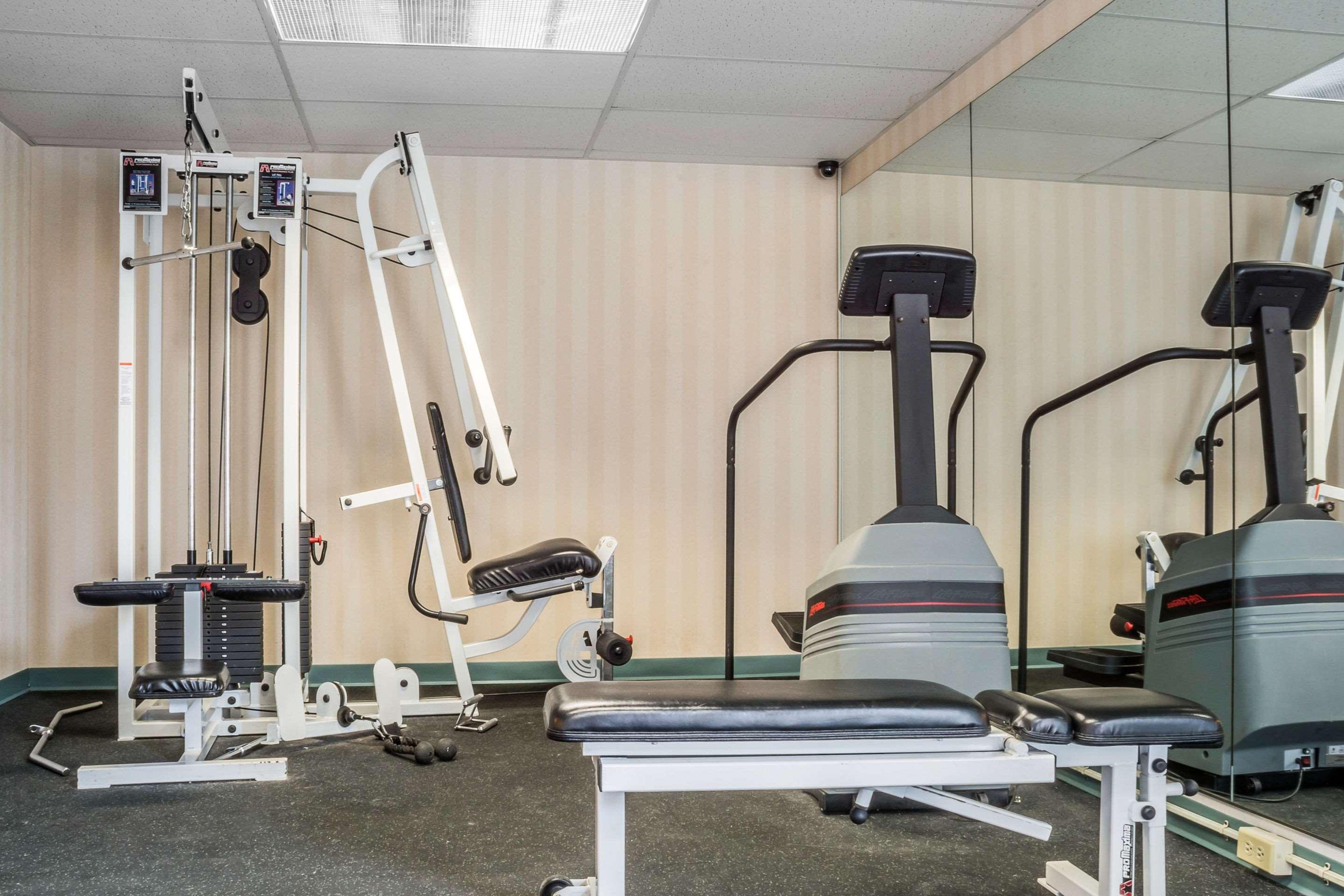 Quality Inn & Suites Mansfield Extérieur photo