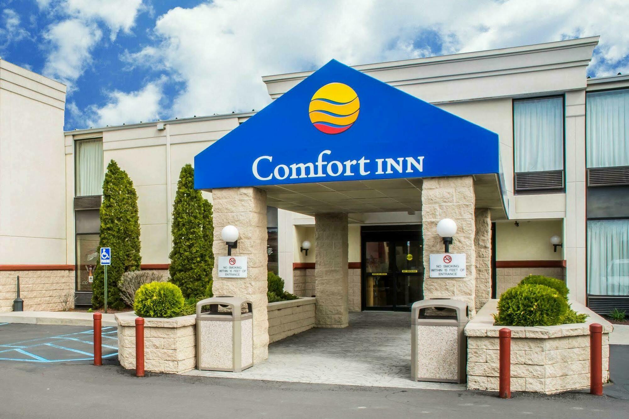 Quality Inn & Suites Mansfield Extérieur photo
