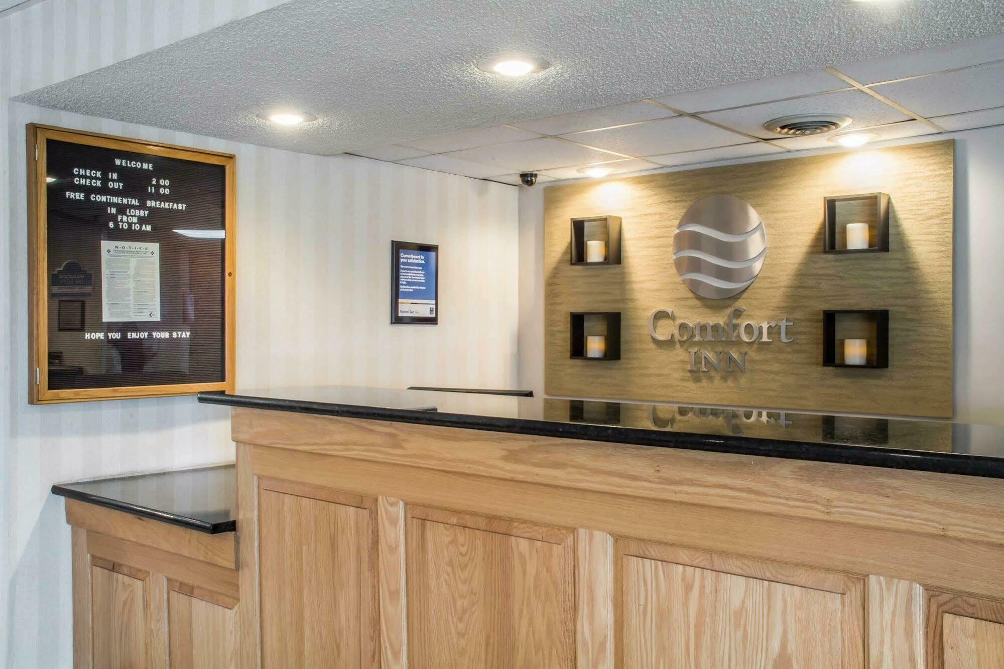Quality Inn & Suites Mansfield Extérieur photo