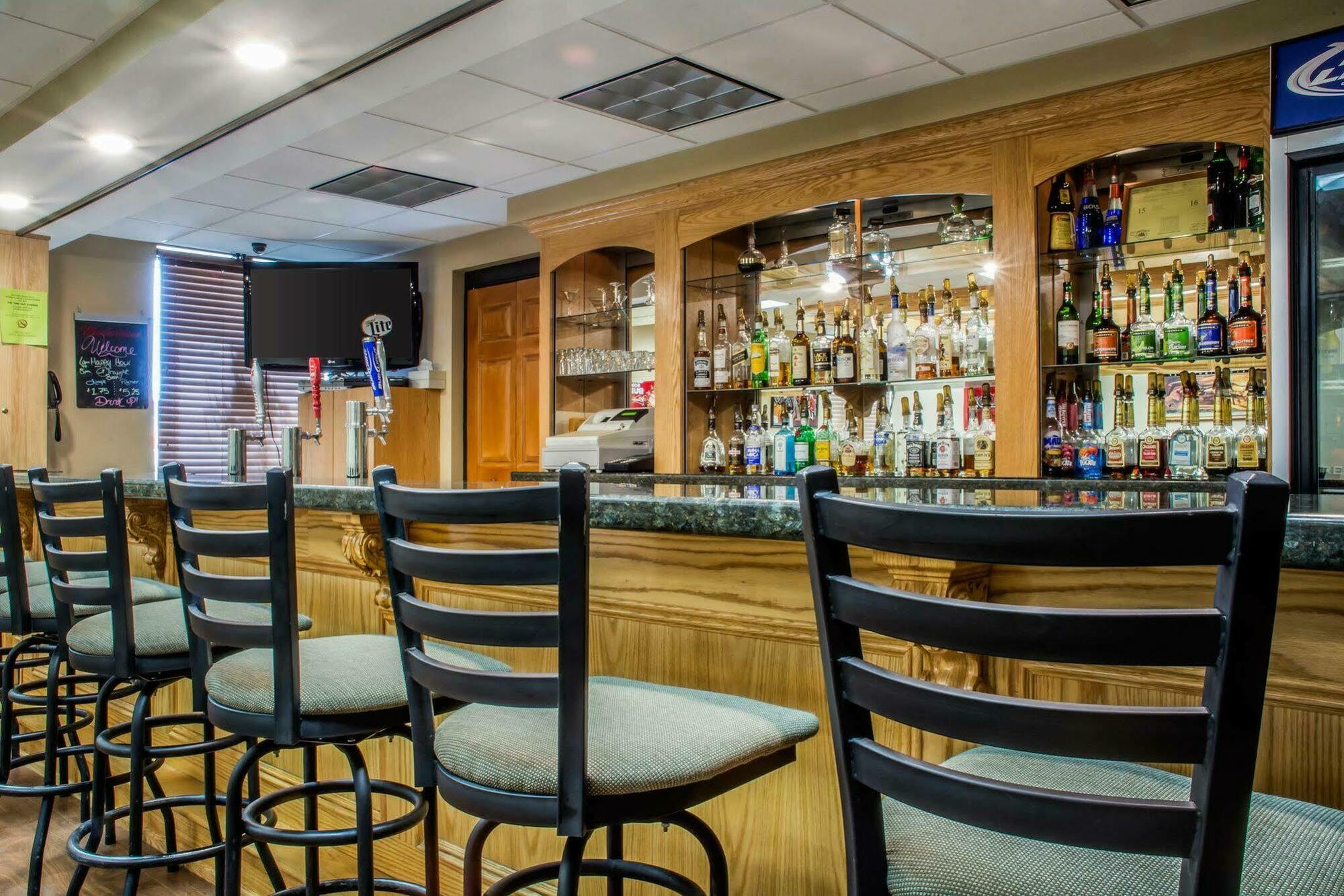 Quality Inn & Suites Mansfield Extérieur photo