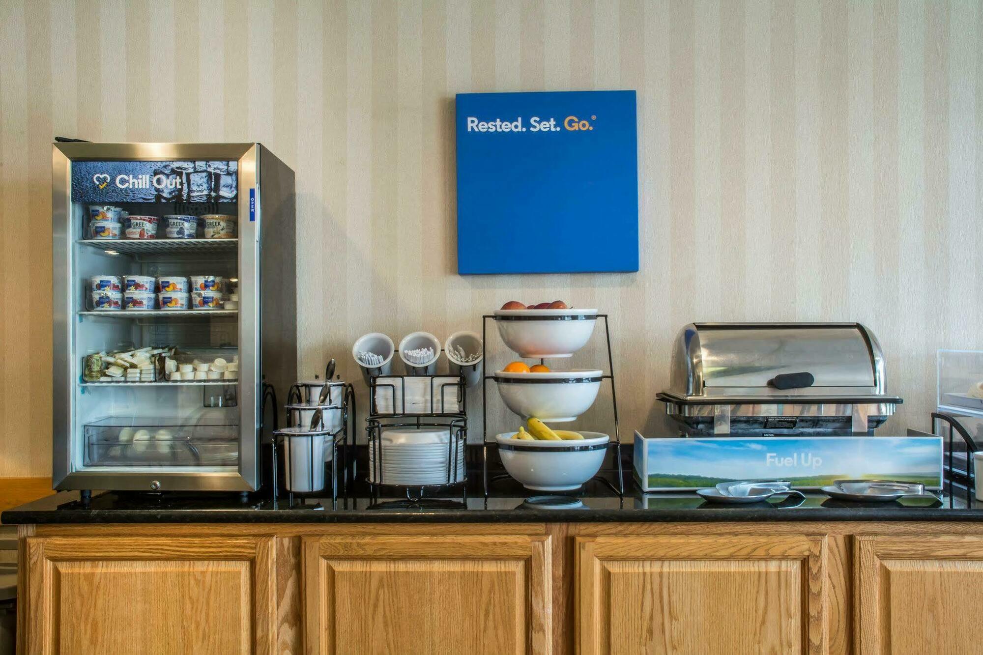 Quality Inn & Suites Mansfield Extérieur photo