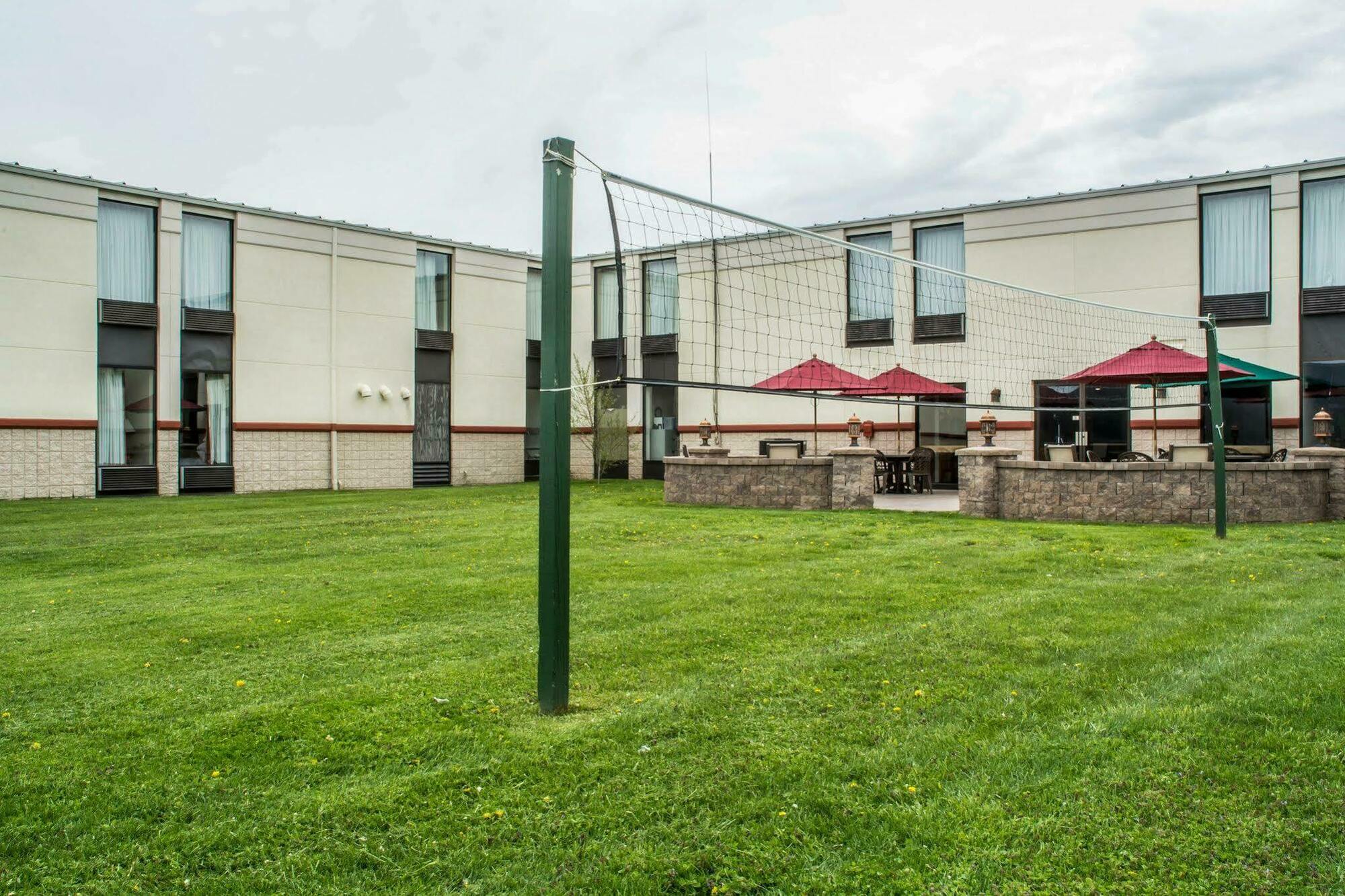 Quality Inn & Suites Mansfield Extérieur photo